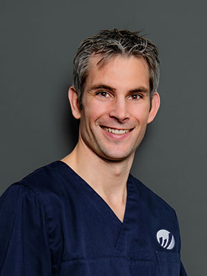 Dr. Christian Loisch